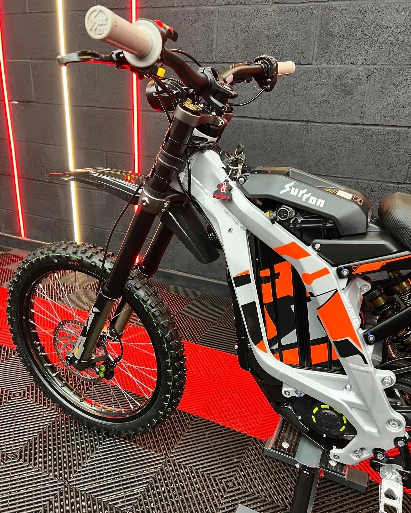 Surron Light Bee X 2023