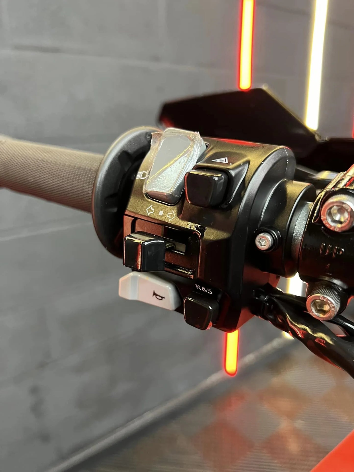 Surron Ultra Bee T 2024 L3E