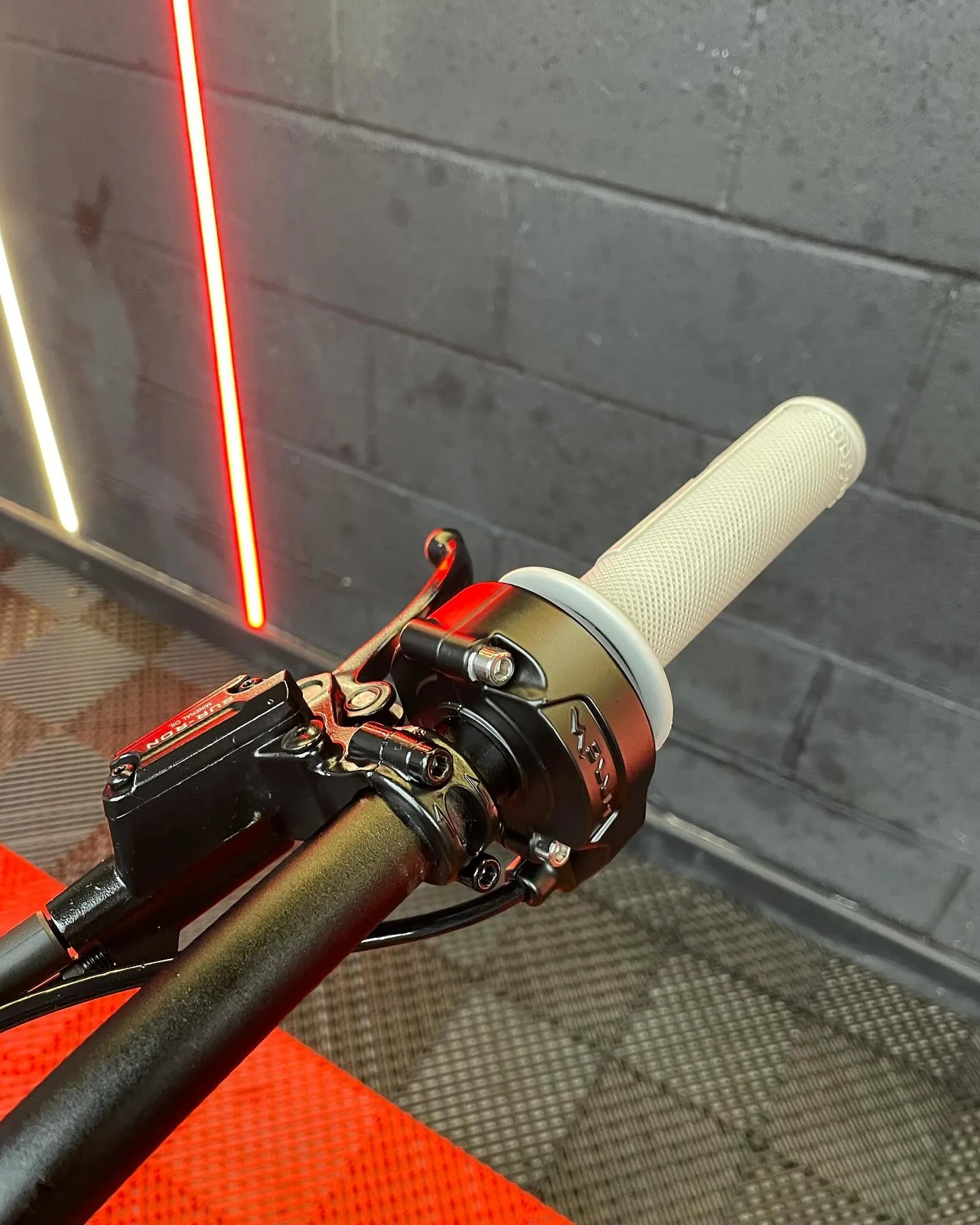 Surron Light Bee X 2023