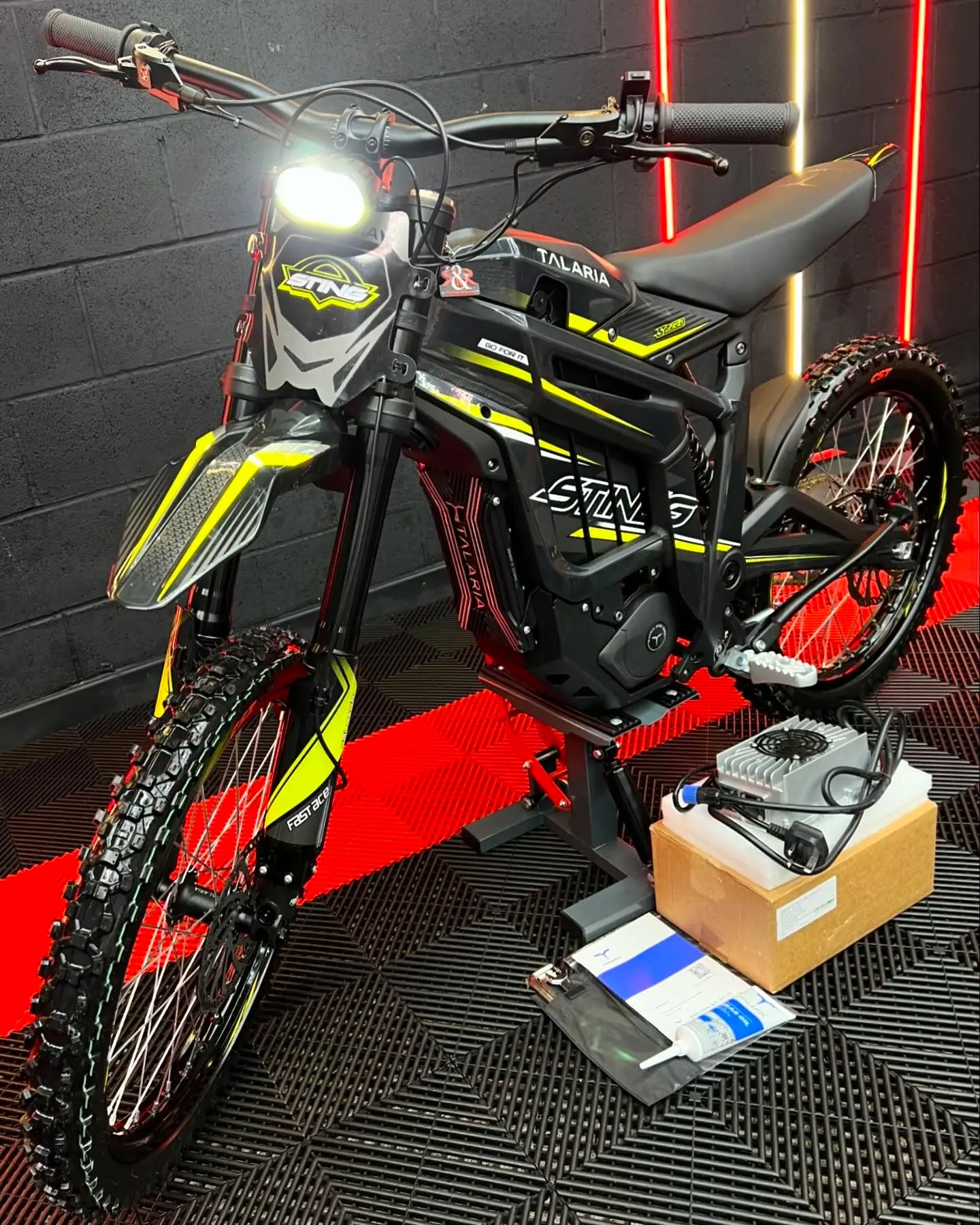 Talaria Sting R 2024