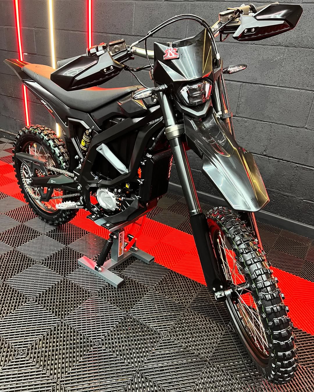 Surron Ultra Bee T L3E 2024