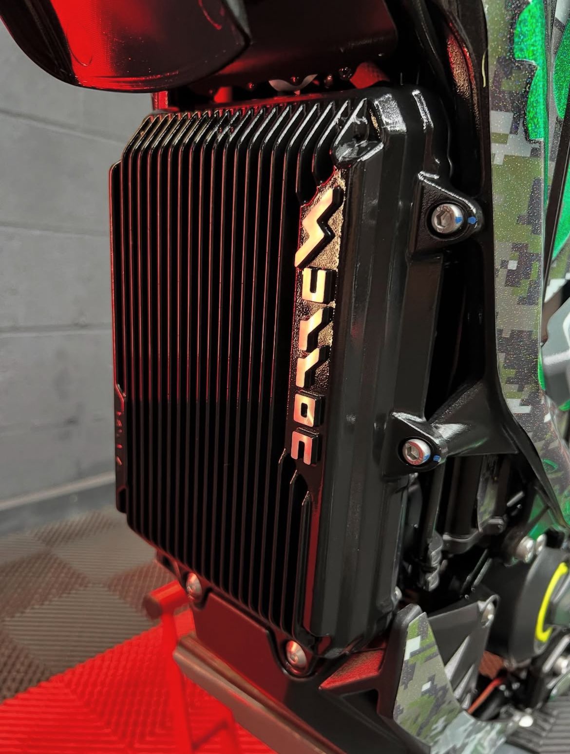 Surron Ultra Bee T 2023